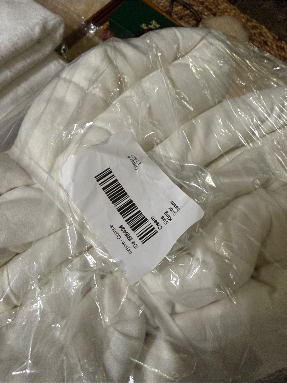 European Linen Box Quilt in Ivory - King/CalKing - Retail $184 - Picture 7 of 7